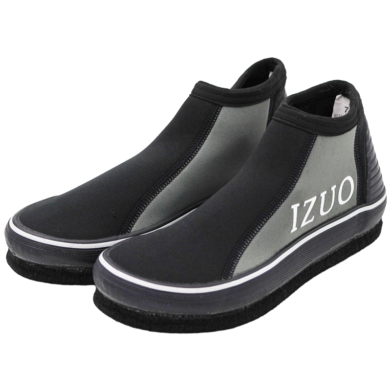 IZUO TABI SLIP ON - BLACK