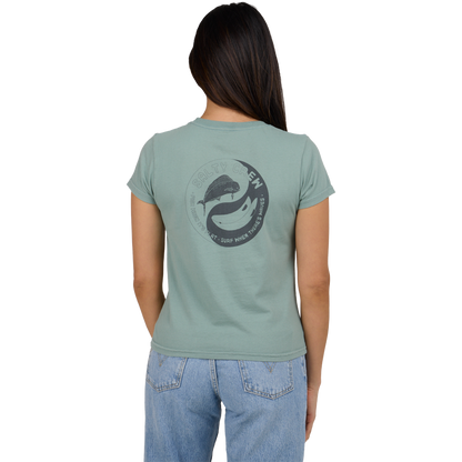 SALTY CREW WOMEN'S FISHIN YANG MODERN TEE
